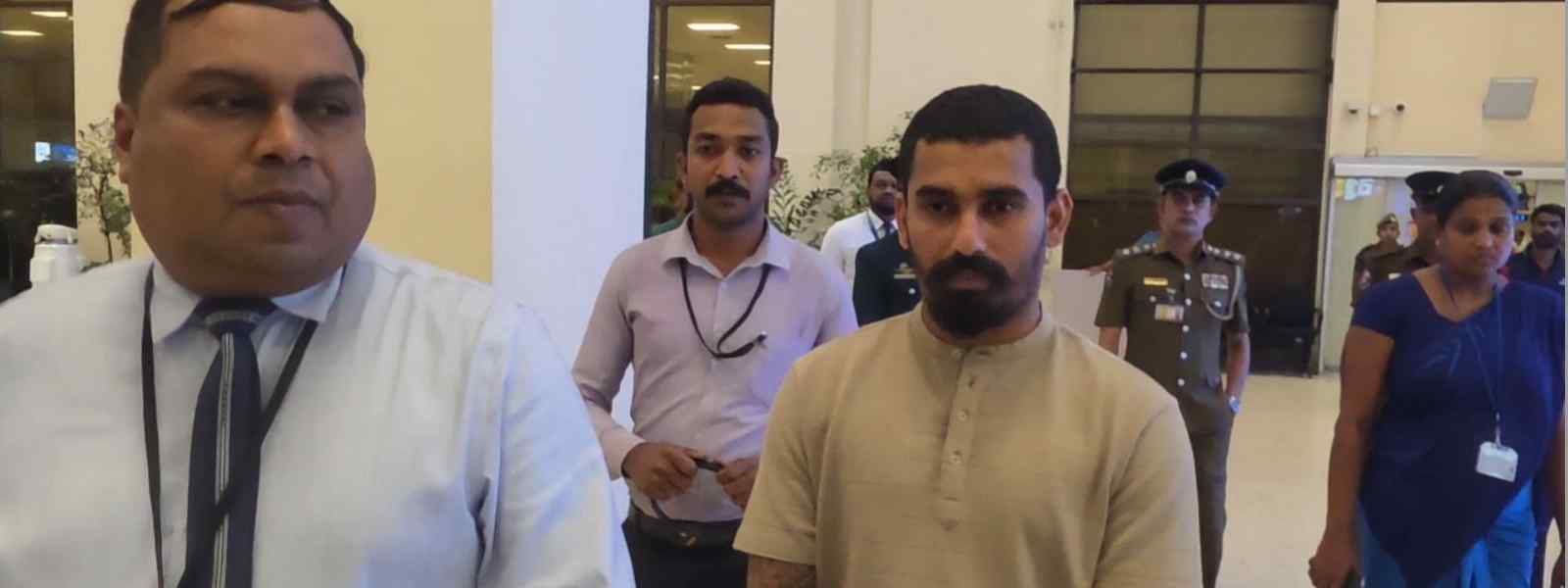 දිවයිනට රැගෙන ආ 'මිදිගම චූටි' CID අත්අඩංගුවට...